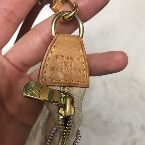 Louis Vuitton mini handbag - Picture 5 of 5